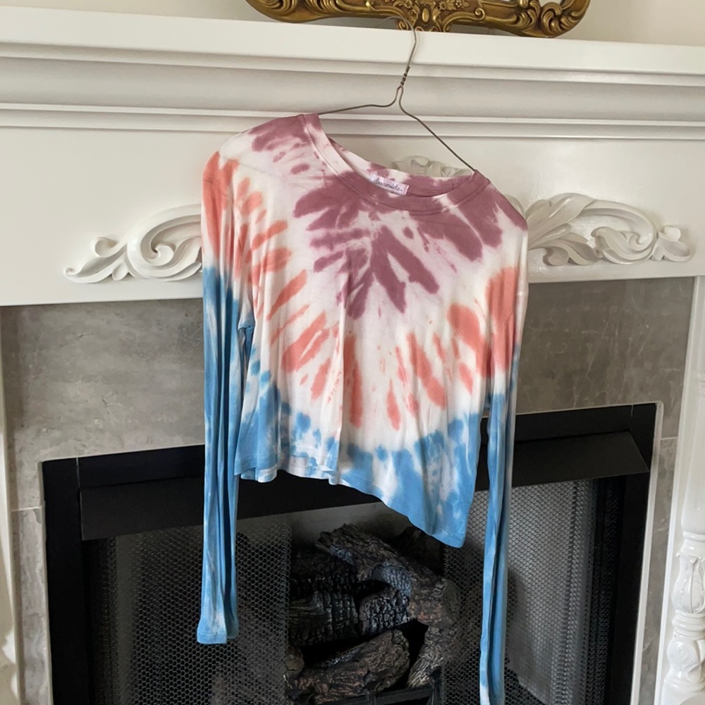 Tie die crop